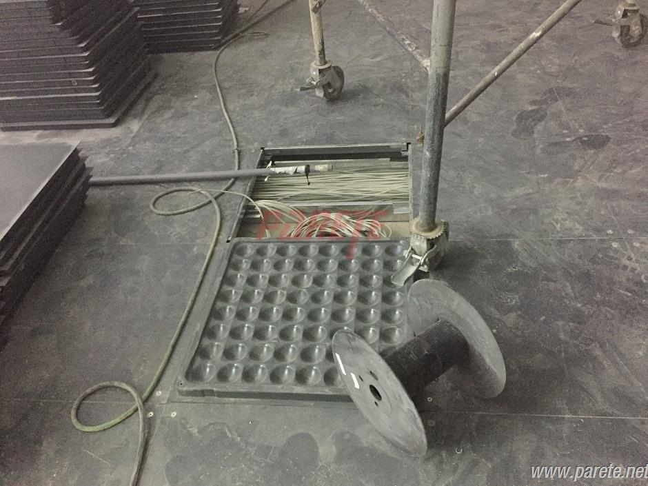  raised floor  installation after cable trunk